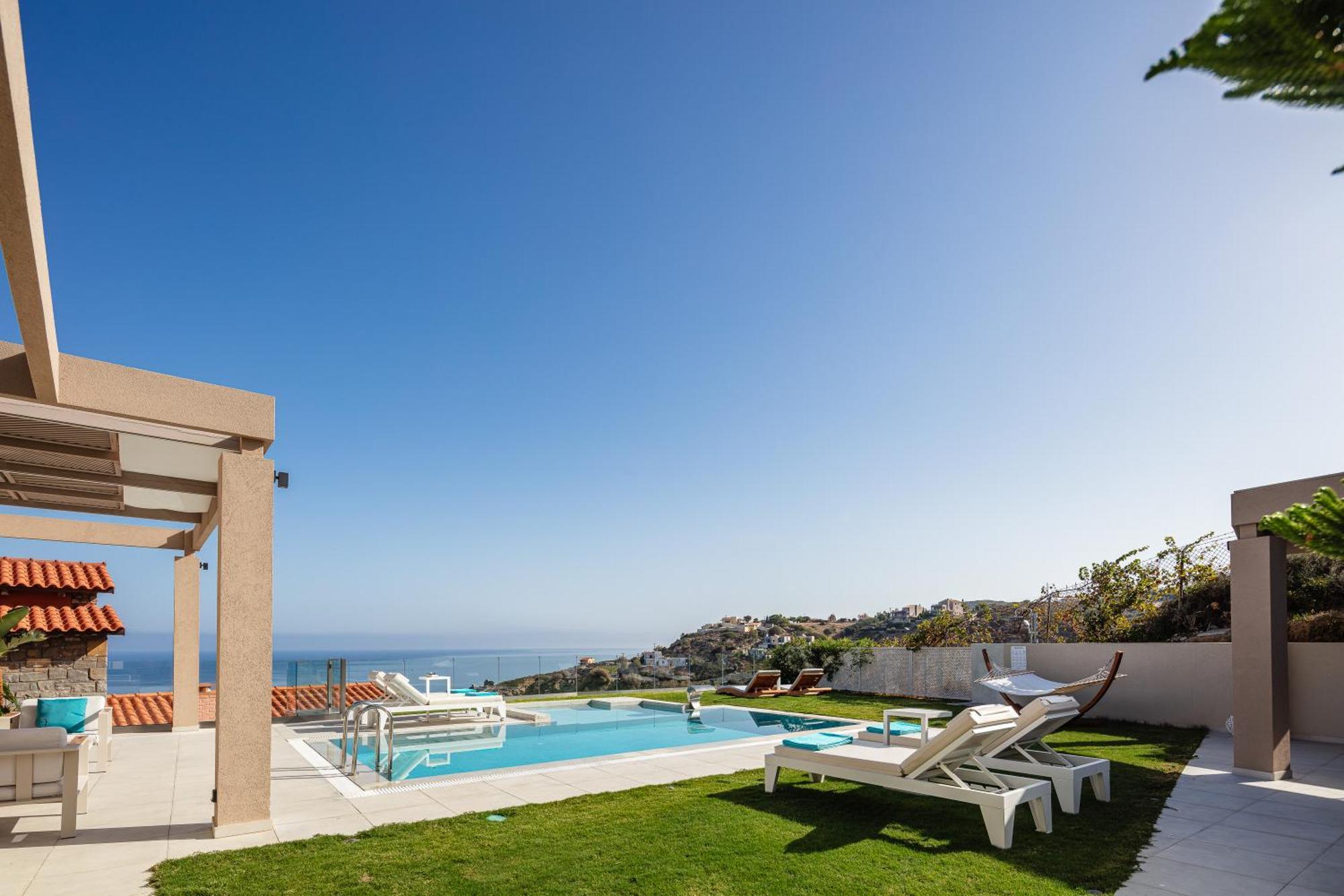 Villa Ligaria Pinnacle Exterior photo